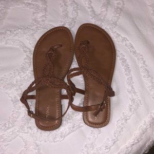 Light Brown Toe Sandals Size 8 1/2 W
